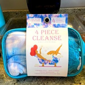 ❤️NEW!!!❤️ 4-piece cleanse. scalp massager, pouf, hair turban, reusable bag.